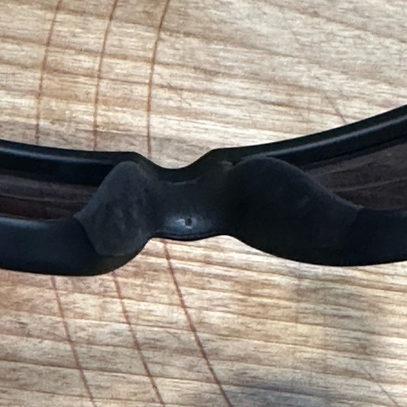 Costa sunglasses 100 percent polarized   Number etched top left - Picture 8 of 8